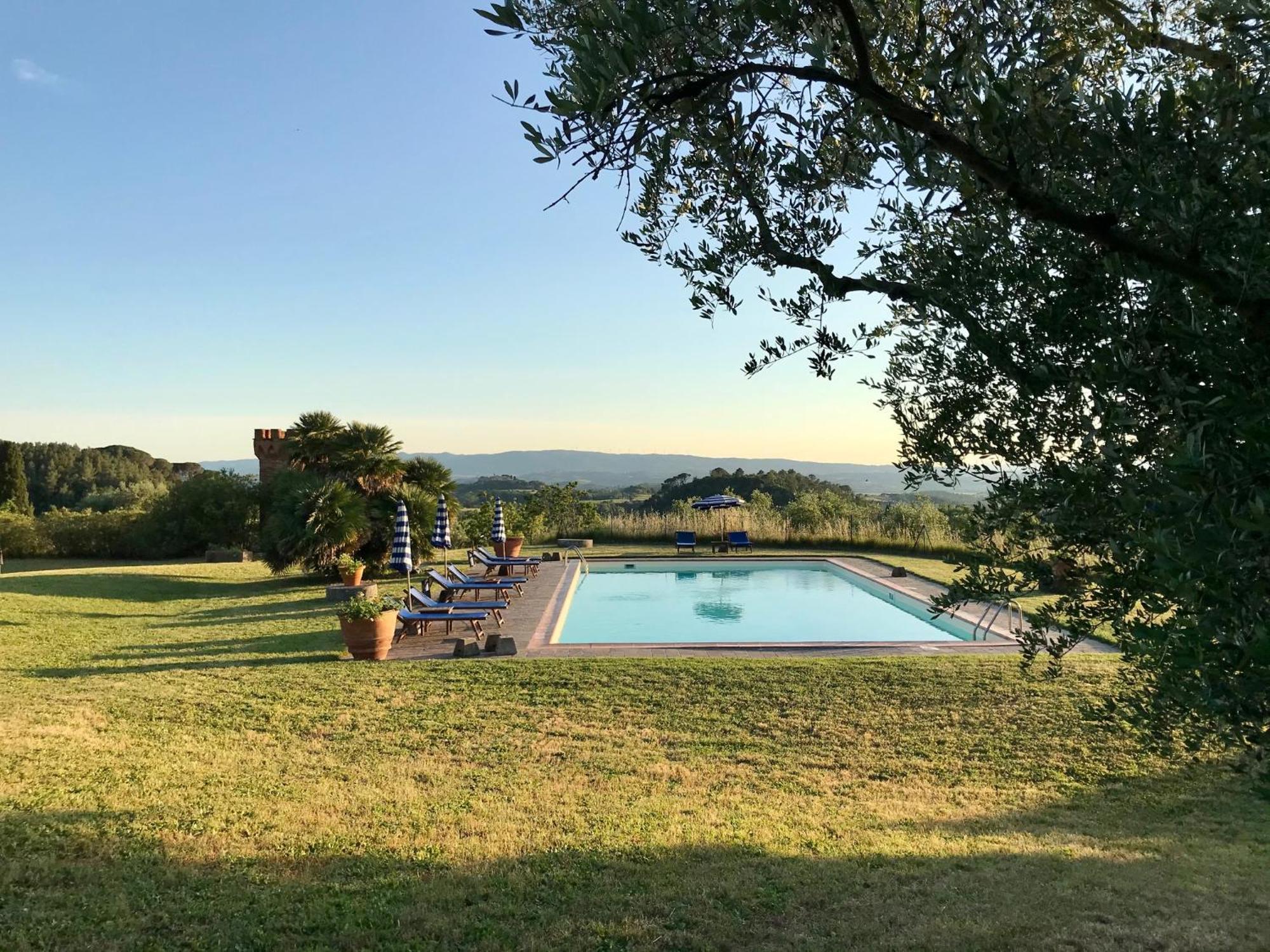 Agriturismo La Palazzina パラーイア エクステリア 写真