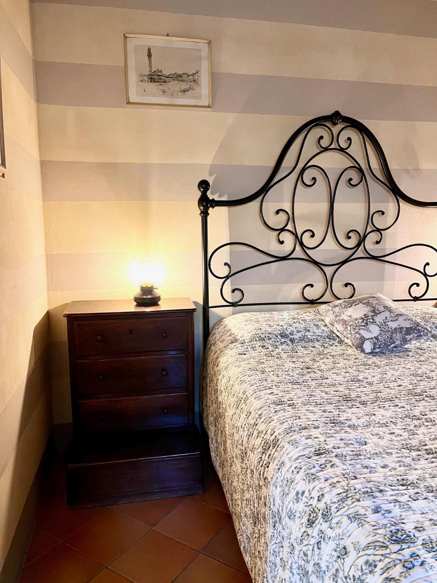 Agriturismo La Palazzina パラーイア エクステリア 写真