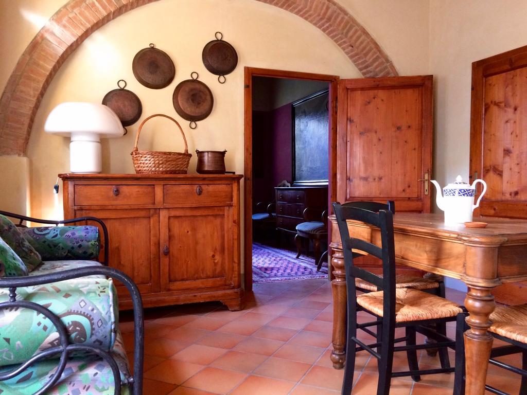 Agriturismo La Palazzina パラーイア エクステリア 写真