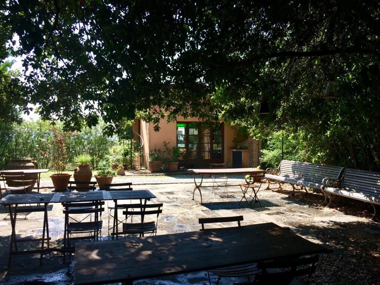 Agriturismo La Palazzina パラーイア エクステリア 写真